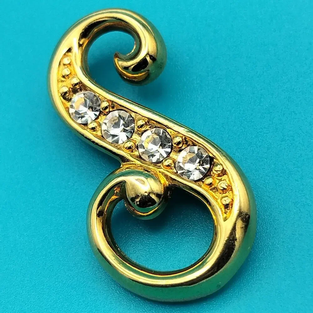 Gold Tone Swirl Rhinestone Brooch Pin Jewelry
